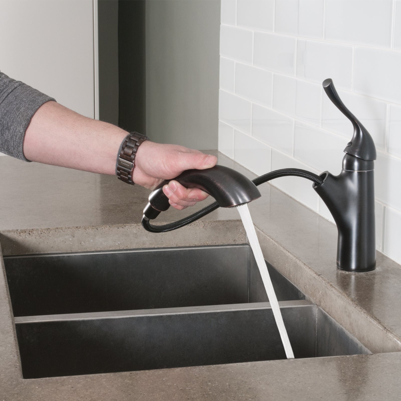 Single-Handle Kitchen Pull Out Sprayer Faucet, Arched, Oil-Rubbed Bronze