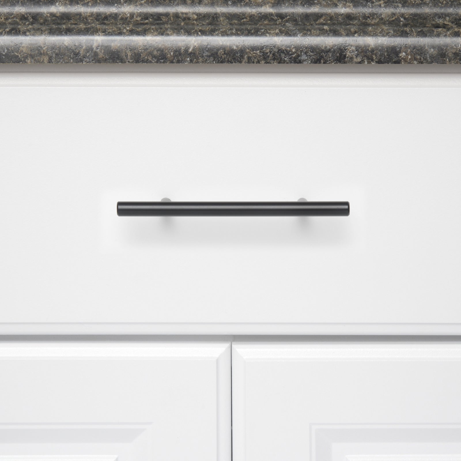 South Main Hardware Euro Bar Cabinet Handle (3/8