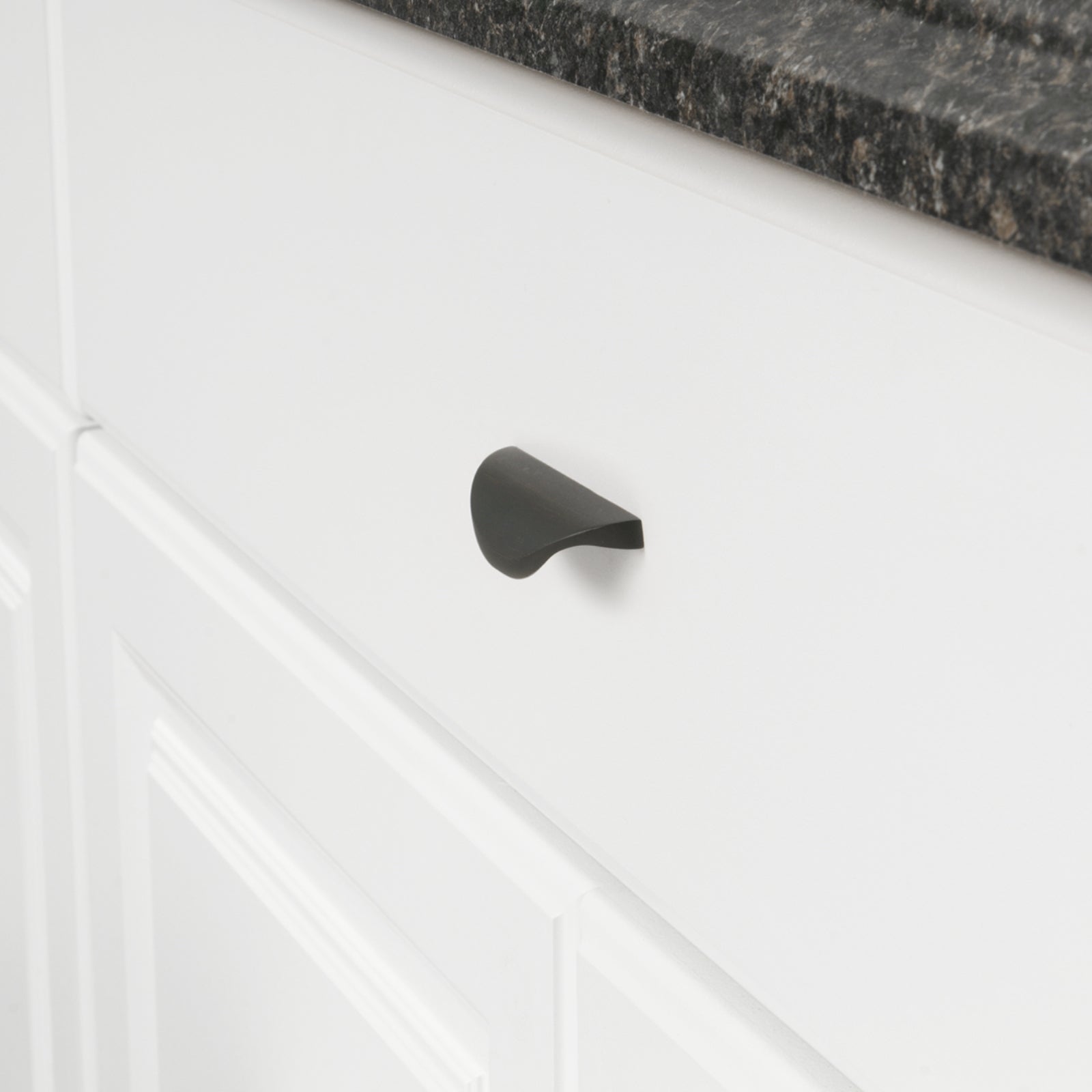 South Main Hardware Modern Finger Drawer Pull, 3.07