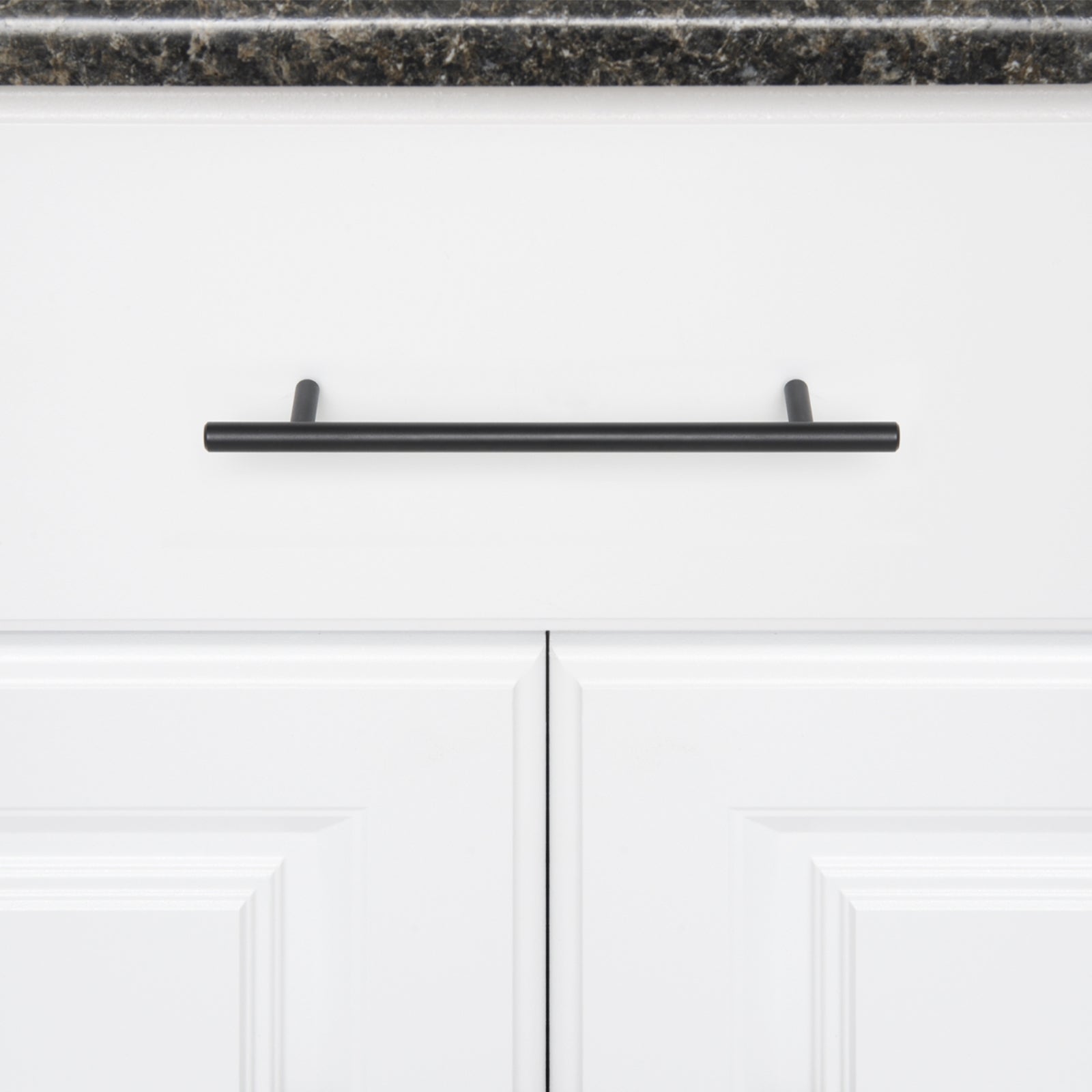 South Main Hardware Euro Bar Cabinet Handle (3/8