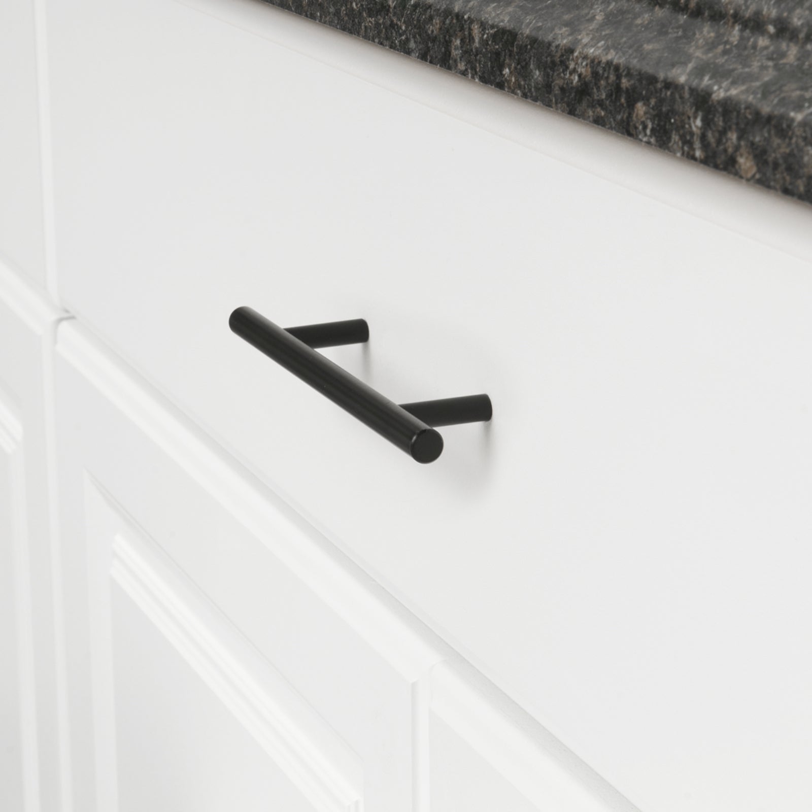 South Main Hardware Euro Bar Cabinet Handle (3/8" Diameter), 6.38" Length (4" Hole Center), 10-Pack