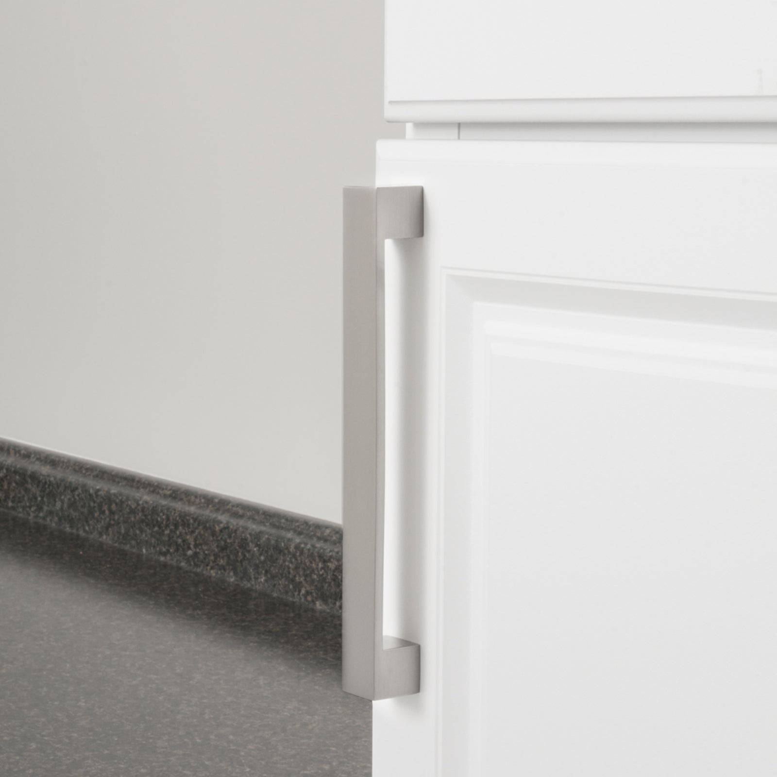 South Main Hardware Short Modern Cabinet Handle, 8.94