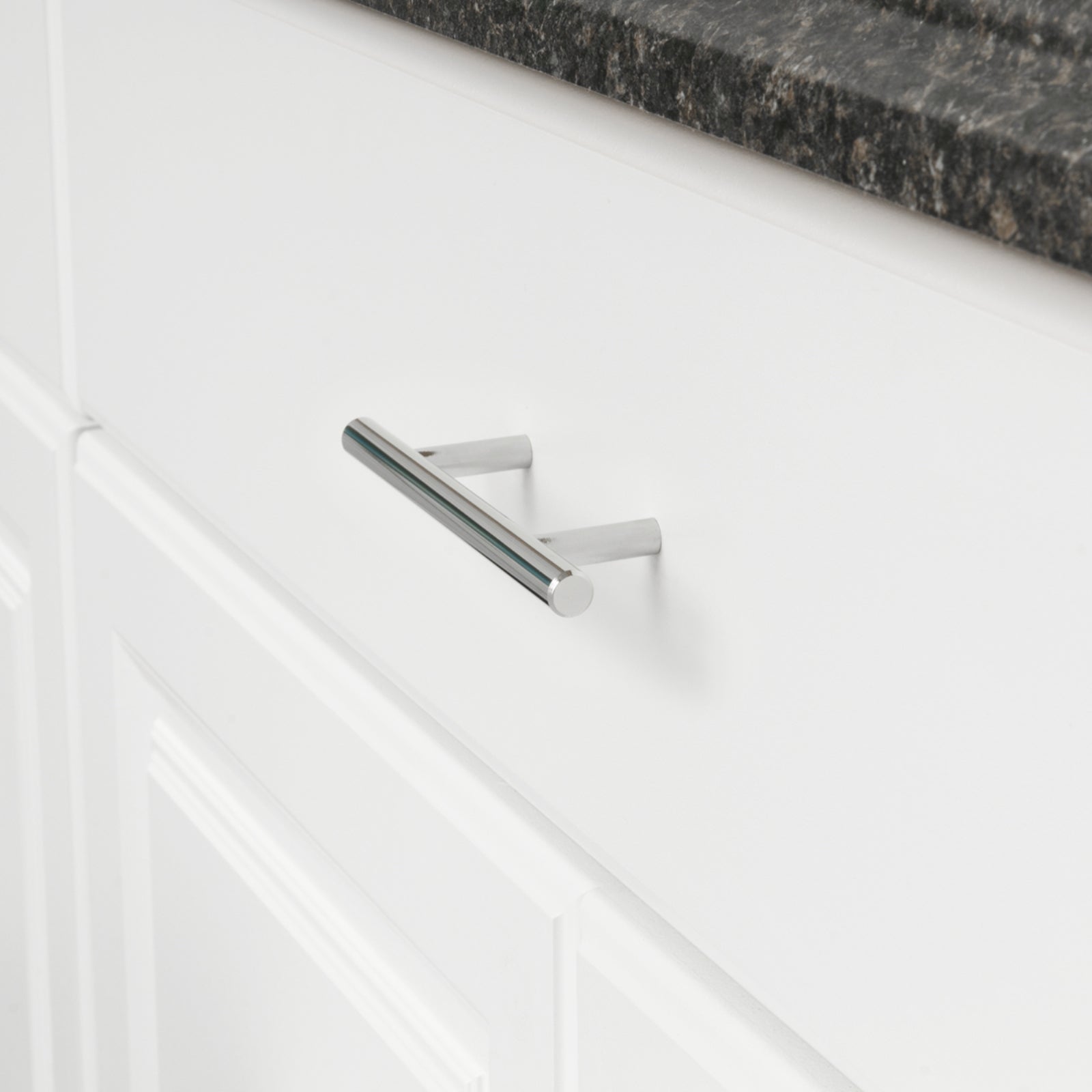 South Main Hardware Euro Bar Cabinet Handle (3/8