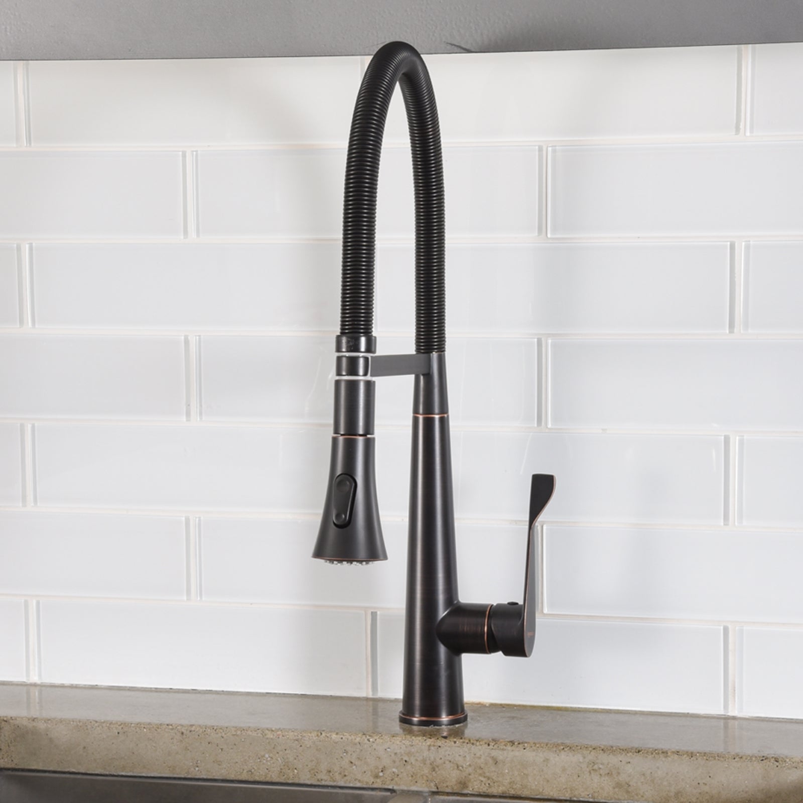 Pro-Style Flexible Sprayer Kitchen Faucet, Oil-Rubbed Bronze