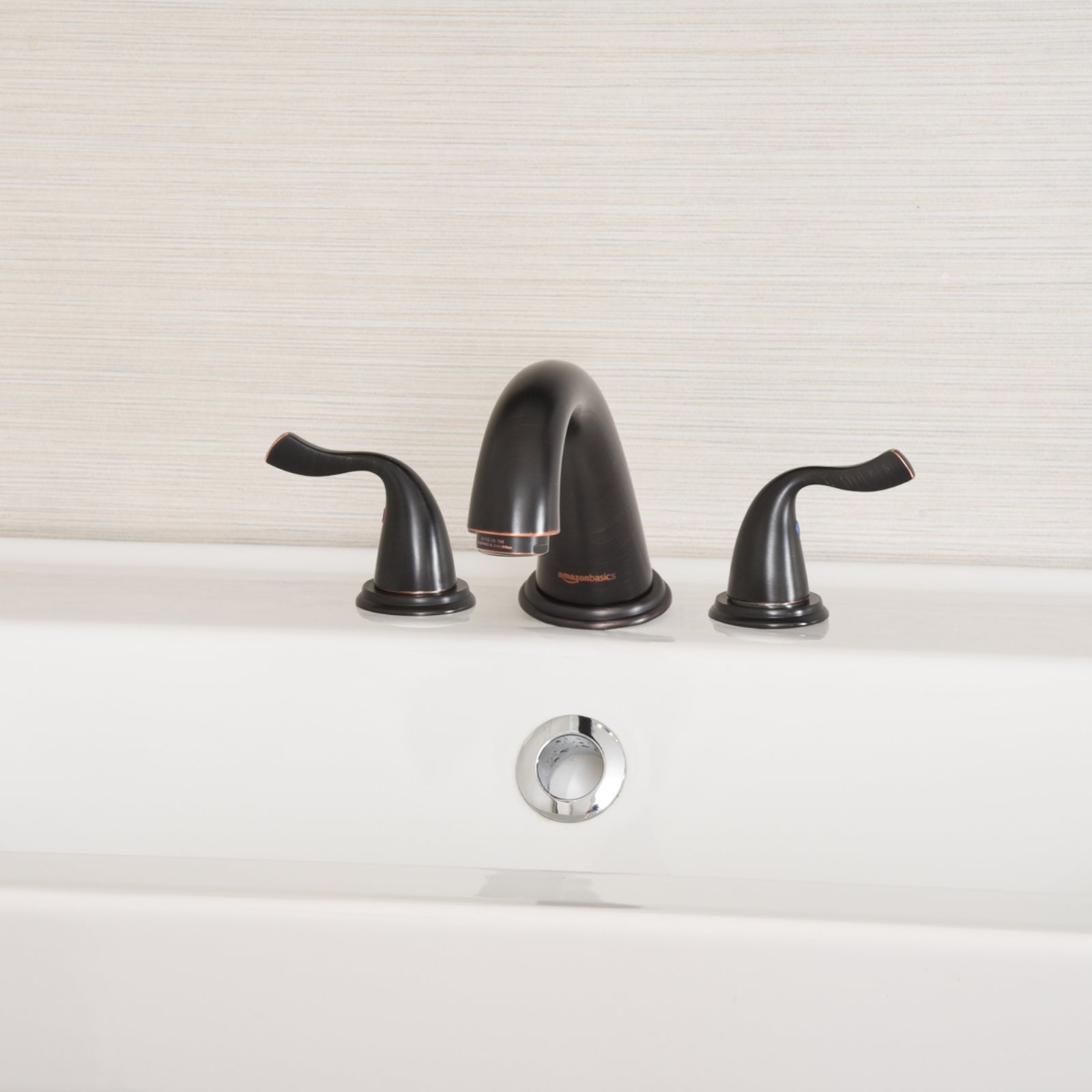 Two-Handle 3-Hole Mount 8-inch Bathroom Faucet, Oil-Rubbed Bronze