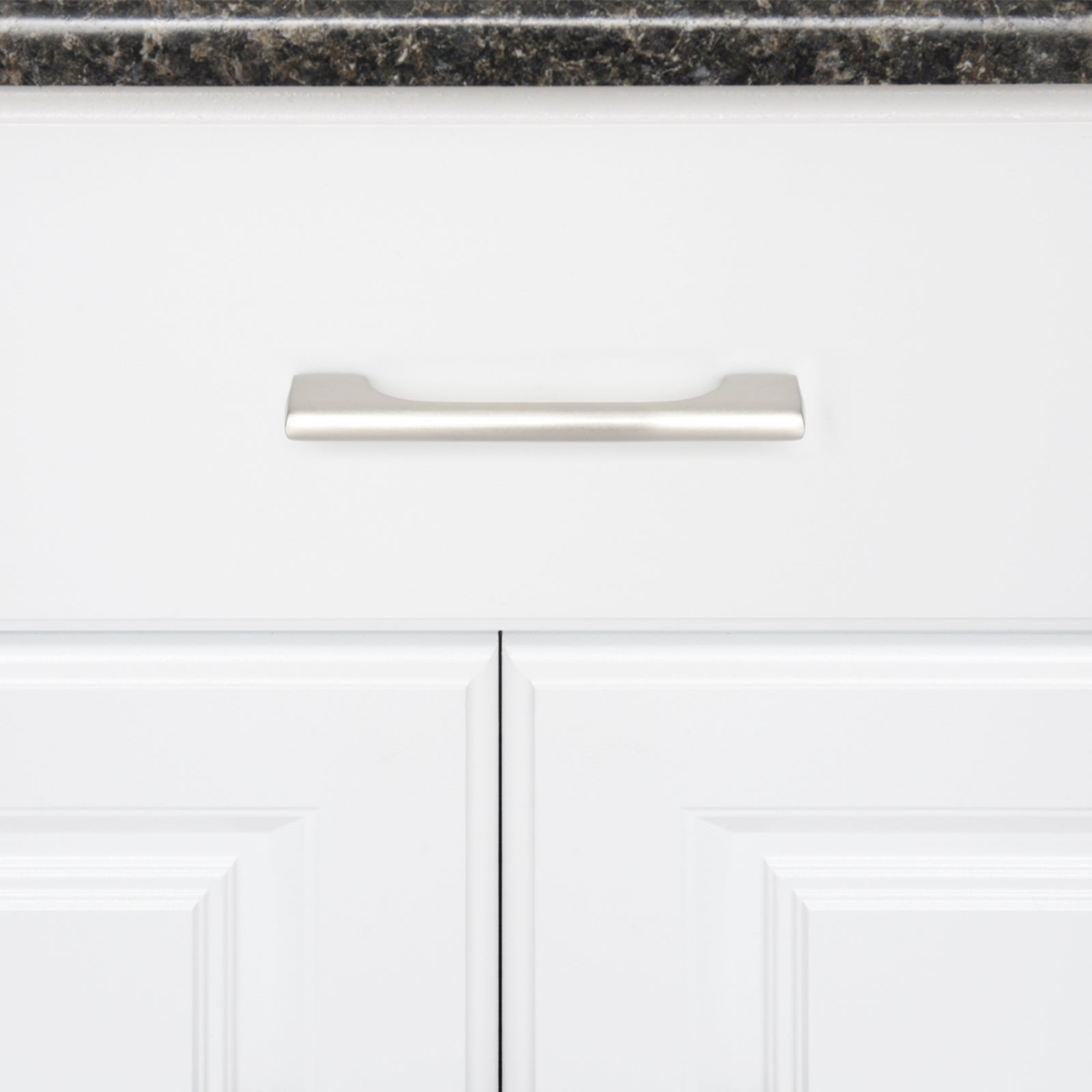 South Main Hardware Wide Die Cast Cabinet Handle, 6.57